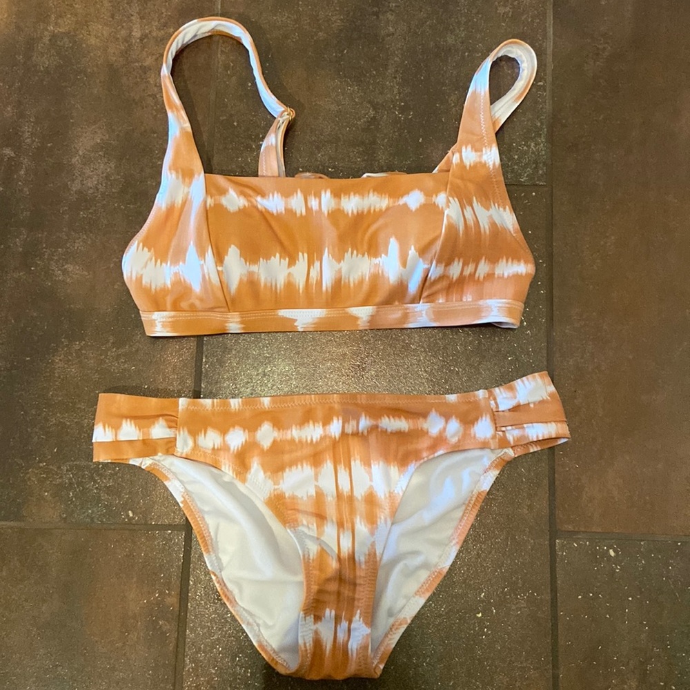 Jessica Simpson “Tie Dye” Bikini w/ tie back